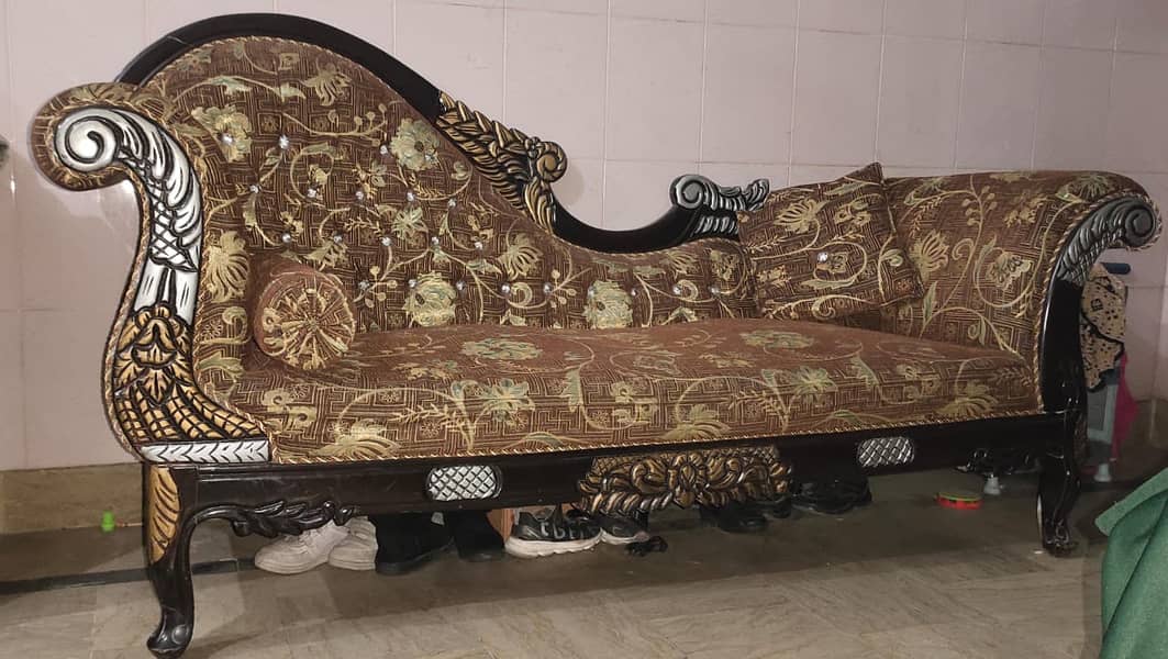 bedset/bed with matress/dressing table/side table/iron sofa/dewan 4