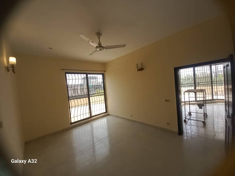 1 Kanal Upper Portion Corner With Separate Gate For Rent Available In Valencia Housing Society Lahore 17