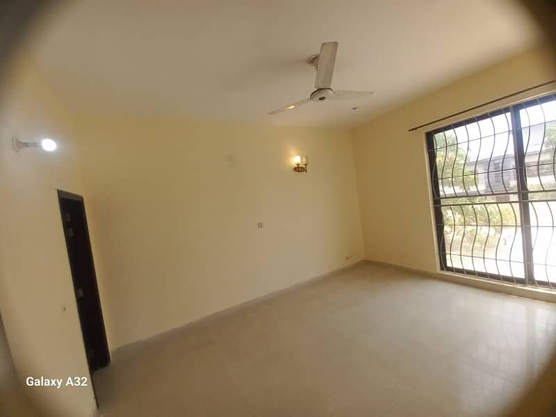 1 Kanal Upper Portion Corner With Separate Gate For Rent Available In Valencia Housing Society Lahore 18