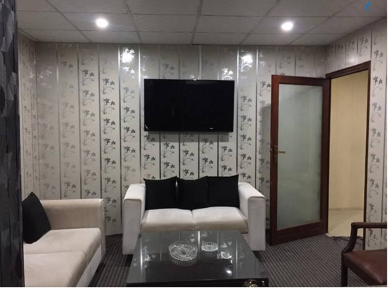 Area 1800 Square Feet Corporate Office Available For Rent On Reasonable Rent Gulberg 3 Lahore 2