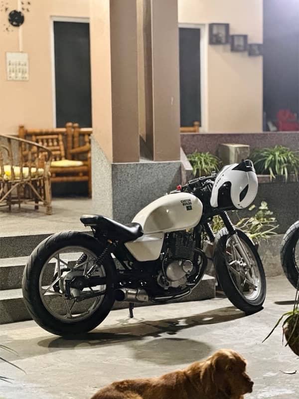 Suzuki GS 150 SE (2021) MODEL | Suzuki in Bikes | GS 150 bobber 3