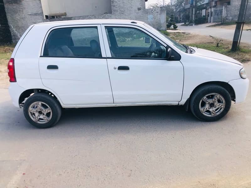 Suzuki Alto 2012 3