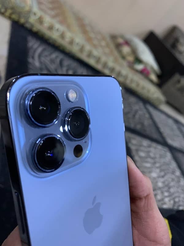 iPhone 13 Pro 128 GB factory unlocked sierra blue 8