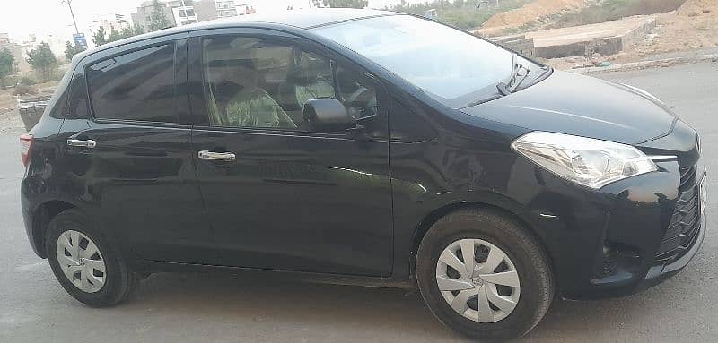 Toyota Vitz 2018 4