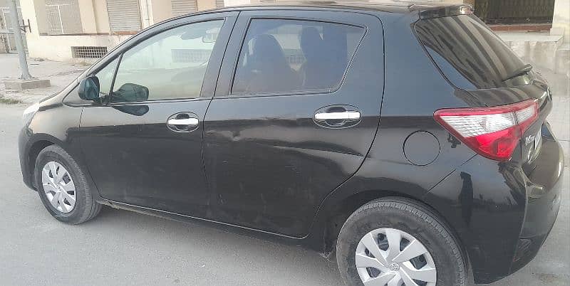 Toyota Vitz 2018 5