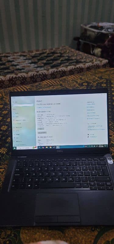 Dell i5 8th generation touch fingerprint 16gb ram 256gb ssd 0