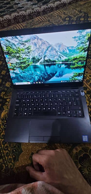 Dell i5 8th generation touch fingerprint 16gb ram 256gb ssd 2