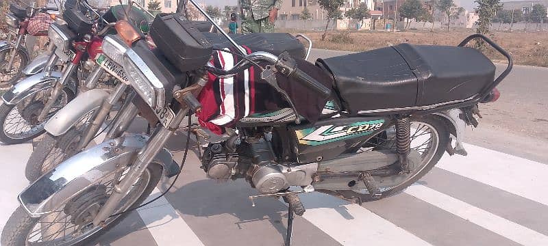 argnt sale bike bilkul ok hy koi kam ni hony wala final 38000 last hy 0