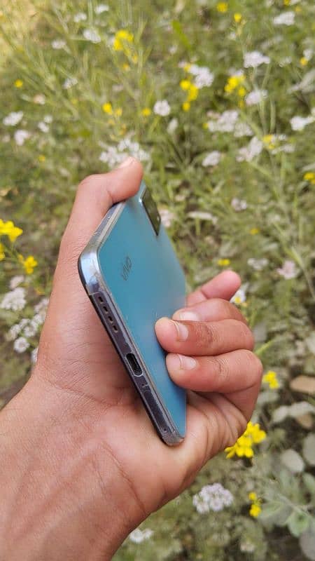 Vivo v23e 8+256-GB condition 10 by 9 3