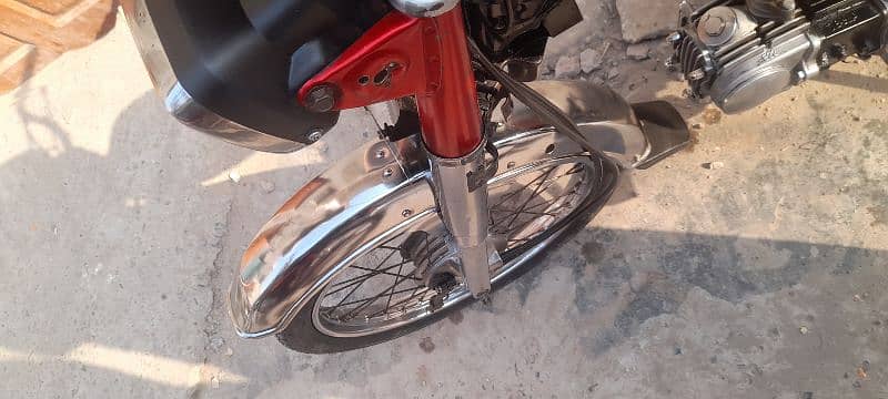 metro 2012 model all ok good condition contact no 0315-8583791 3