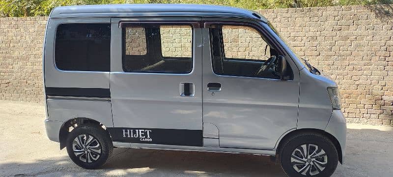 Daihatsu Hijet 2018 Original Car 1