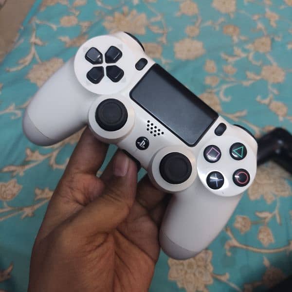 Original PS4 DualShock 4 Controllers 7