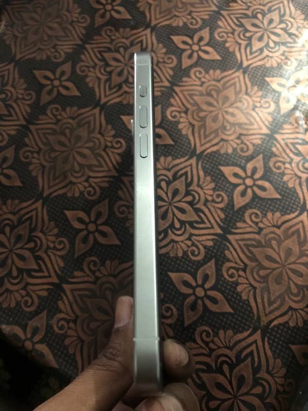 iPhone 15 pro 128gb jv 3