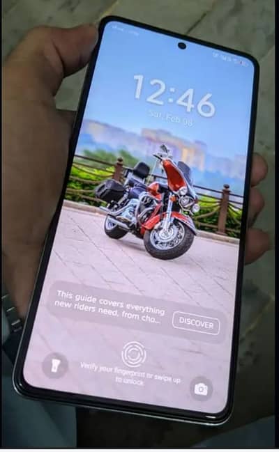 tecno camon 20 10/10 8+5gb 256gb exchange posible