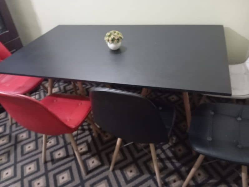 dining table excellent condition 2