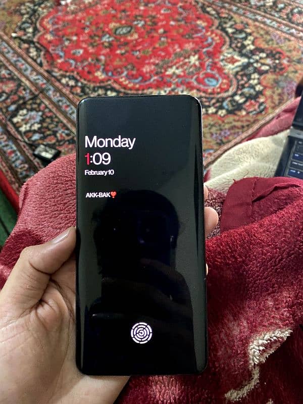 selling my one plus 7 pro 8/256 non pta 1