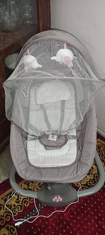 Mestela 3 in 1 baby electric swing 1