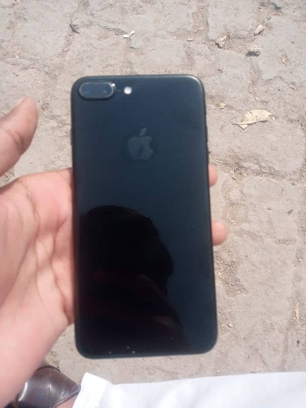 iPhone 7plus 128GB no pta 6