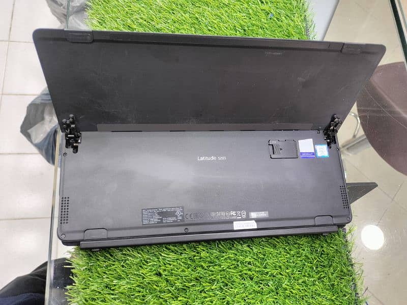 Dell Latitude 5285  Detectable 16GB Ram / 128GB SSD M. 2 2