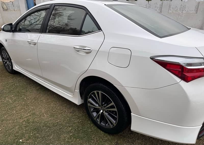 Toyota Altis Grande 2022 13