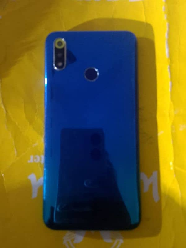 Realme 3 Good condition. 4/64 1