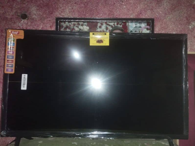 32 Inch LCD Samsung Brand New 0