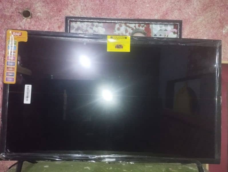 32 Inch LCD Samsung Brand New 1