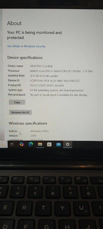 Dell Latitude 7400 1