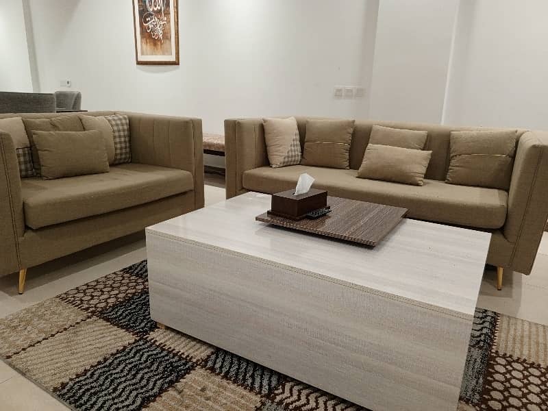 One Bed Furnished Apartment In Penta Square 22