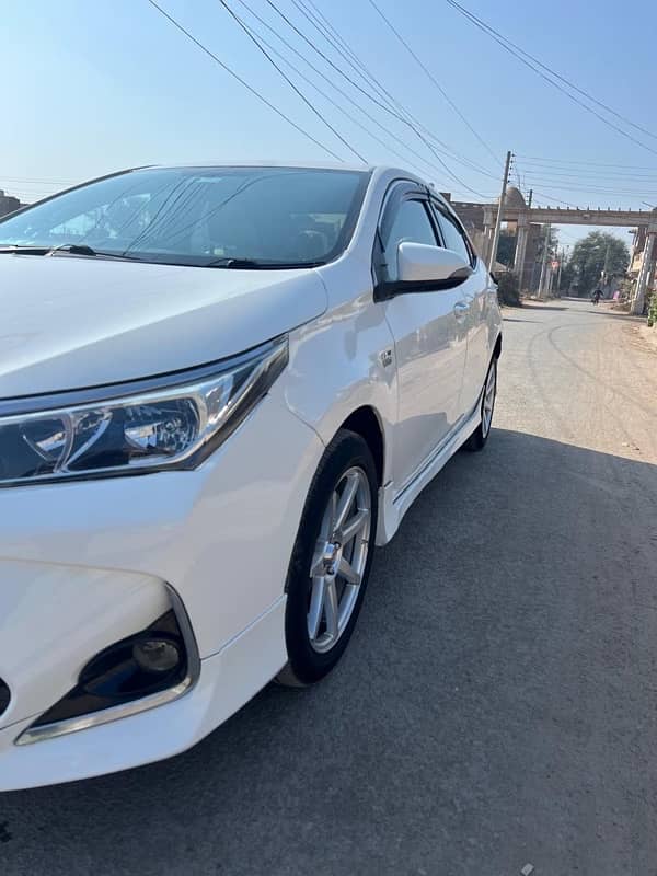 Toyota Corolla Altis 2015 1