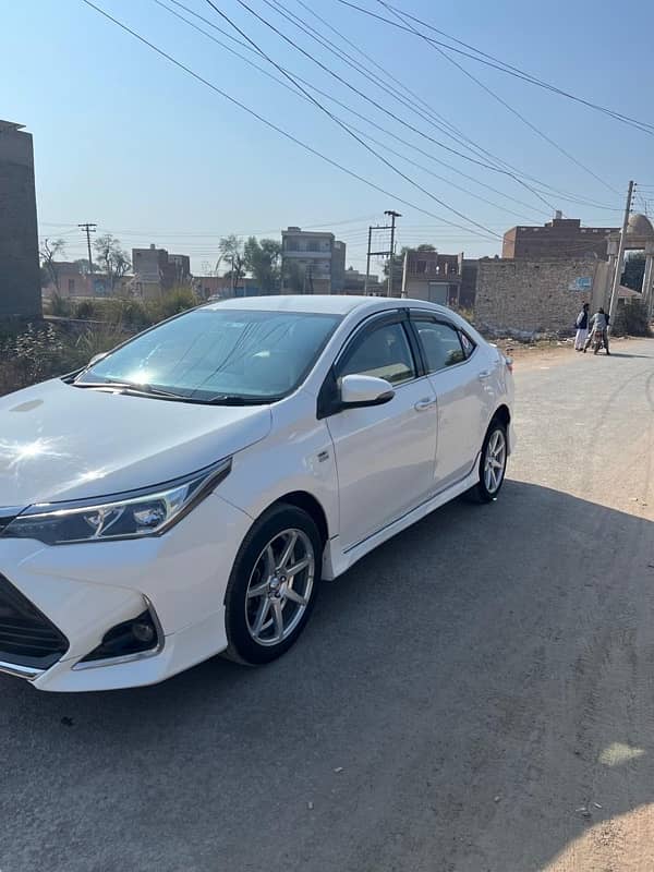 Toyota Corolla Altis 2015 3