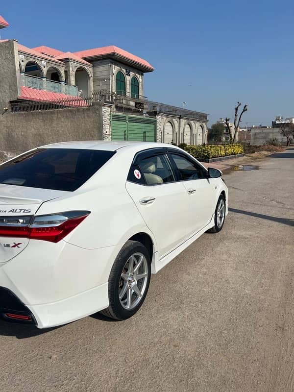 Toyota Corolla Altis 2015 12