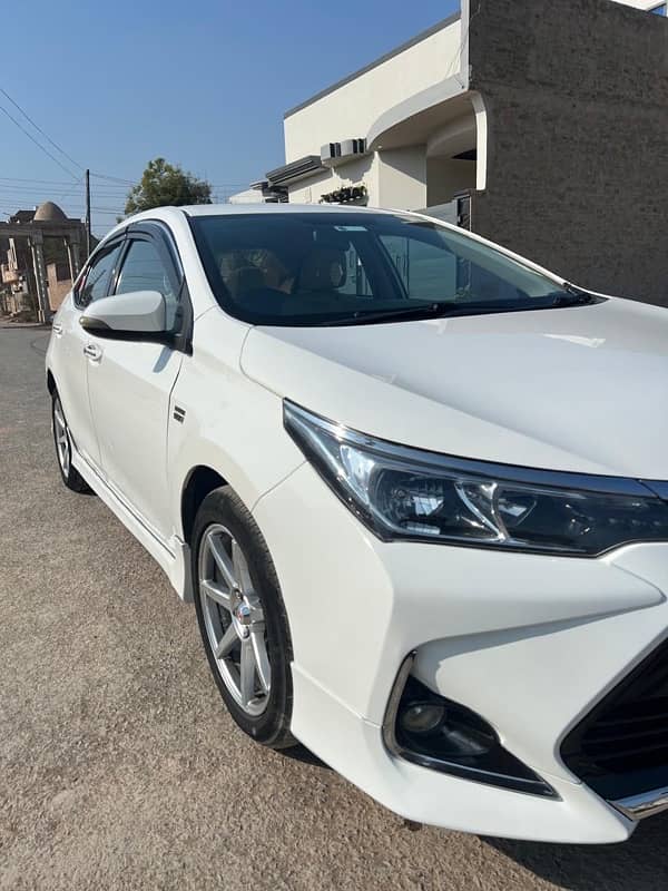 Toyota Corolla Altis 2015 13