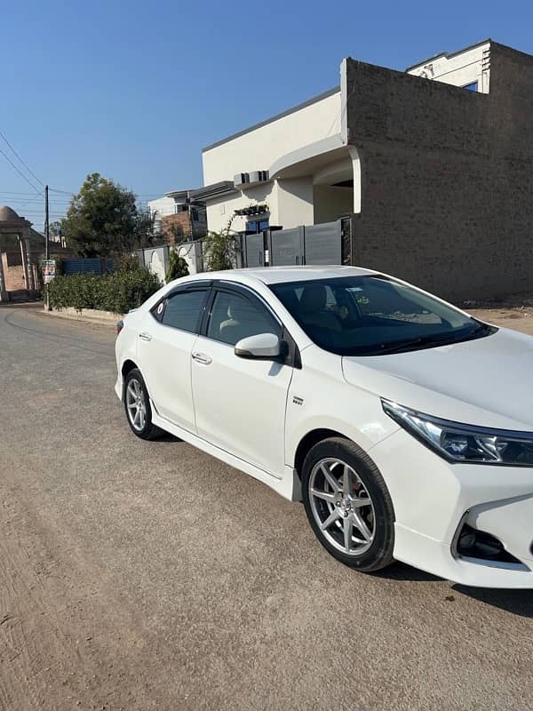 Toyota Corolla Altis 2015 15