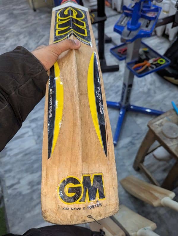 GM original bat 1