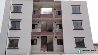 05 MARLA SECOND FLOOR FLAT IS AVAILABLE FOR SALE AT PRIME LOCATION IN KHAYABAN-E-AMIN P BLOCK