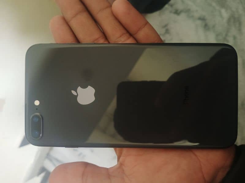 iPhone 8 plus 10 by 1 all okay 1