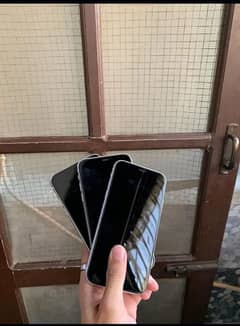 iPhone 11 64gb non pta water pack 10/10