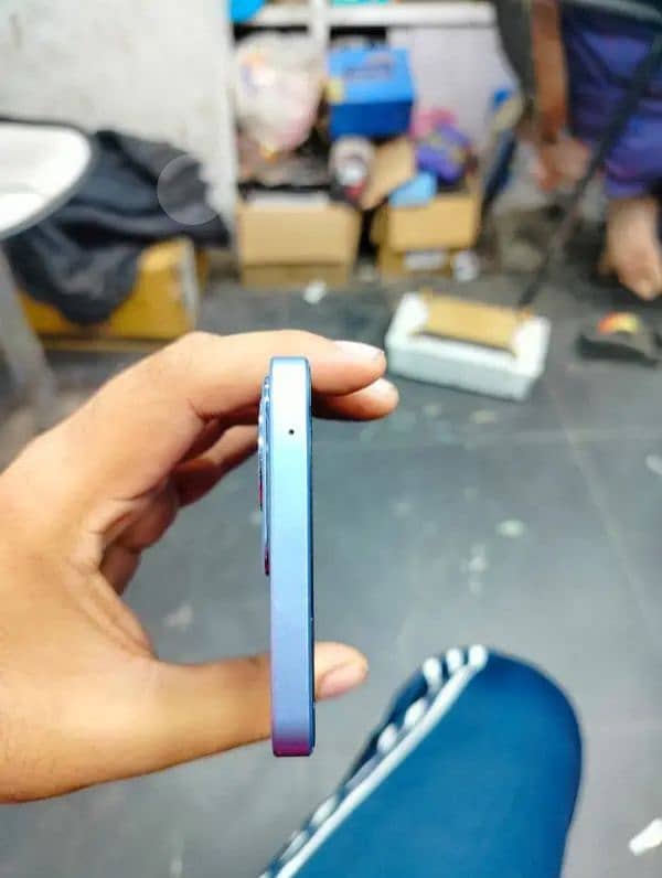 OPPO RENO 11F 4