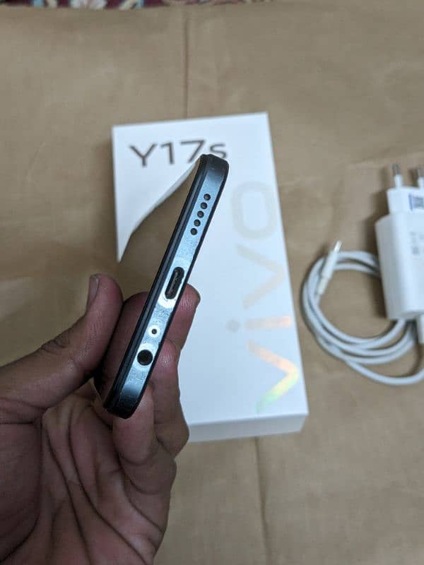 vivo y17s company warranty set  contact 03359901901 5