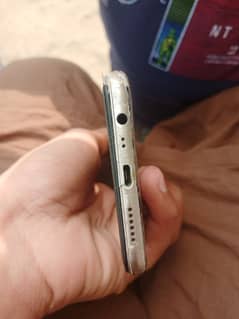 dual sim condition back damage only serious contact please