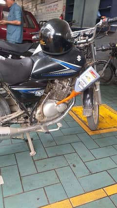 Suzuki Gs150 2017