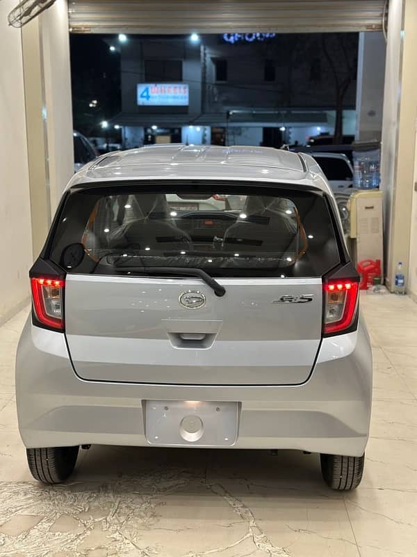 Daihatsu Mira 2021 2