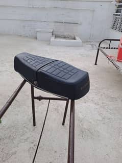 honda 125 seat