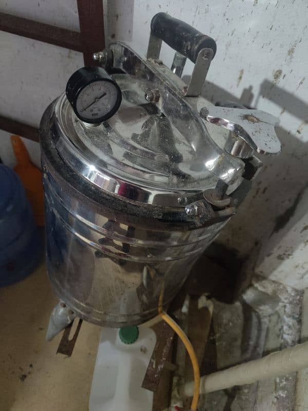 autoclave sterilizer 1