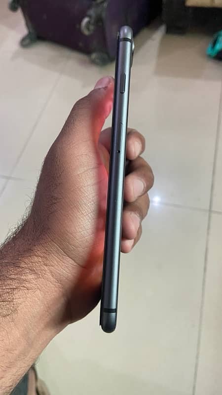 iphone 8 plus pta approved 64 Gb 5