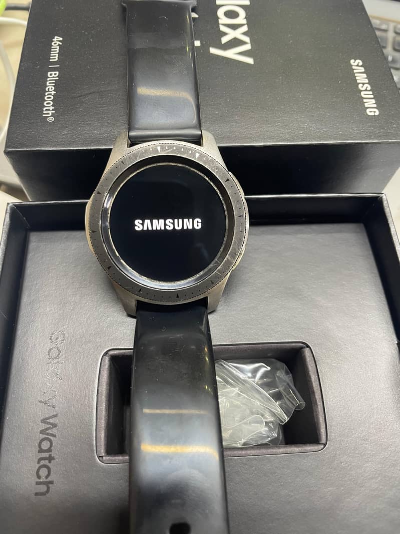  For Sale: Samsung Galaxy Watch SM-R800 (46mm, Silver) – Excellent 0