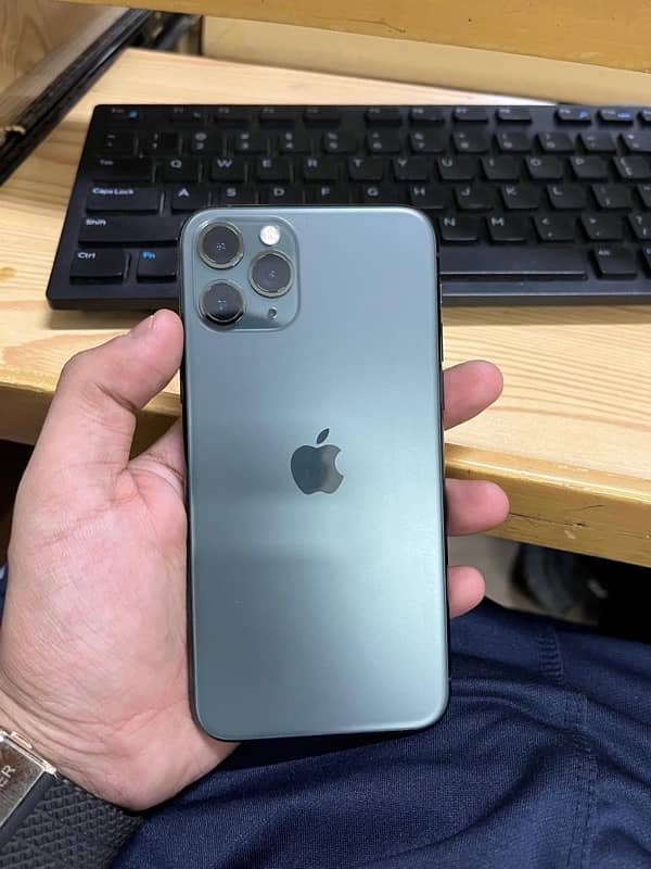 iphone 11 pro 3