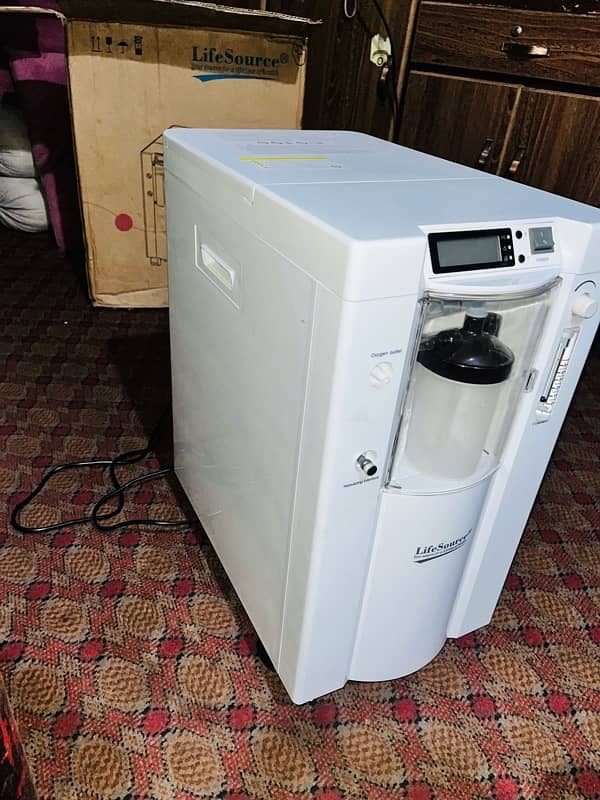 Life source oxygen concentrator 1