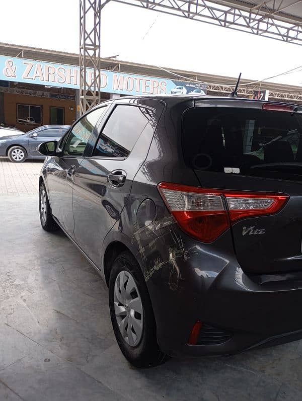 Toyota Vitz 2017 5